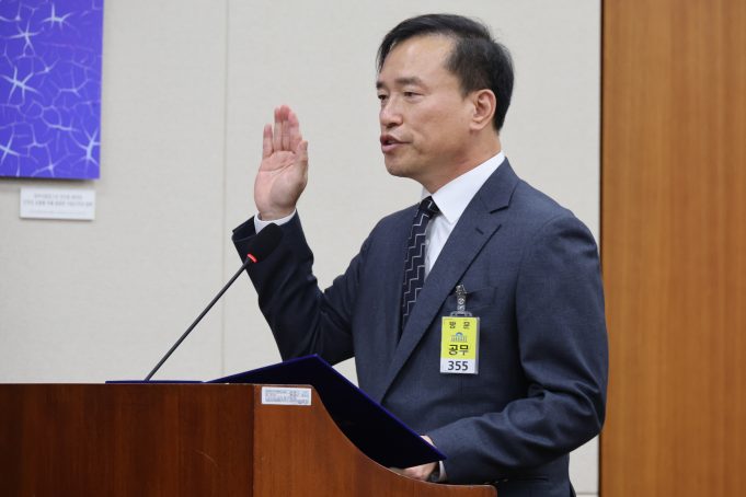 김종철 방미통위원장 후보자 “낡은 규제 적극 개선할 것”