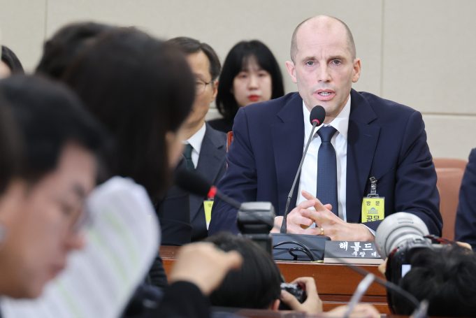 여야, 김범석 불출석에 “국민 무시하나” 한목소리 질타