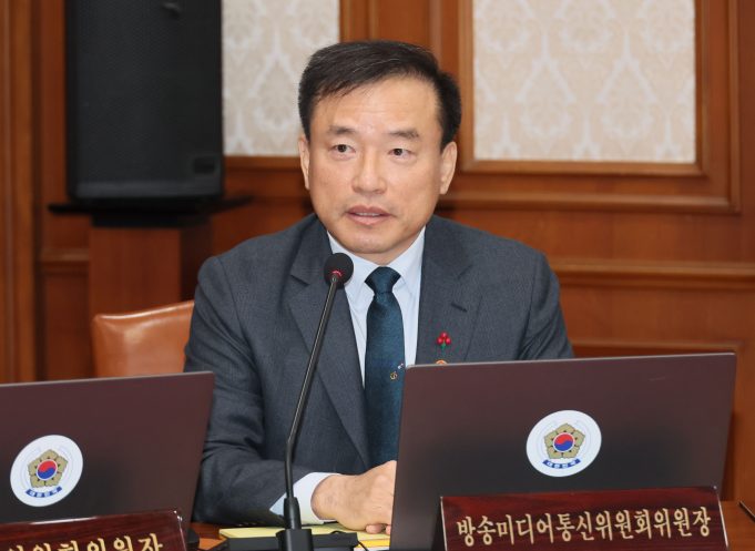 김종철 “권태선 해임, 공영방송 질서 훼손” 사과 방미통위, 권태선 방문진 이사장 해임 취소소송 상고 포기